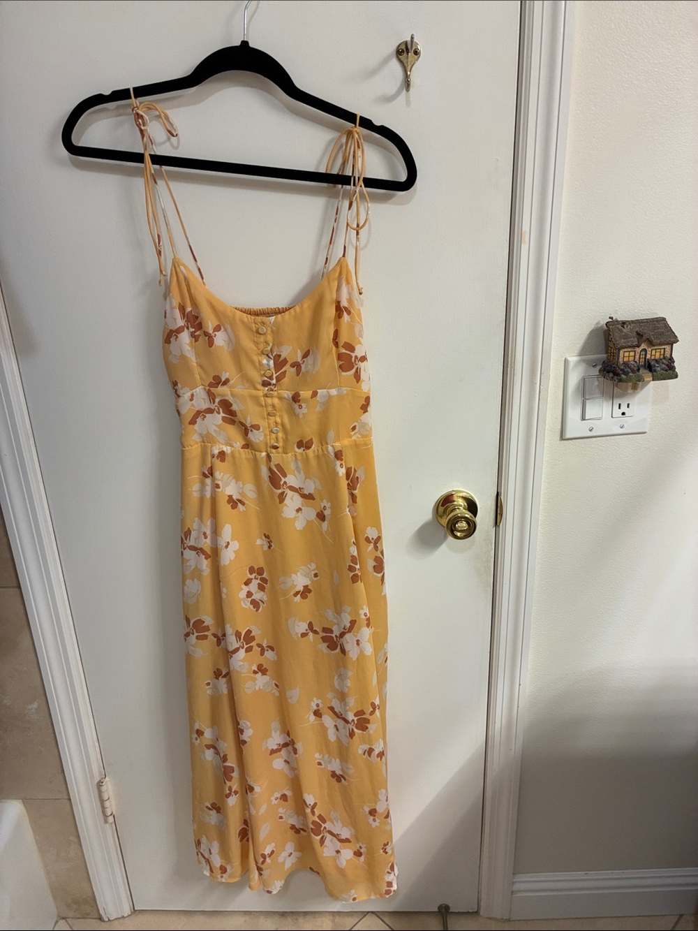 Abercrombie & Fitch Yellow Floral Adjustable Thin Straps Maxi Dress Sz S